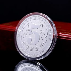 中萃黃(huáng)金(jīn)-5周年(nián)服務獎純銀(yín)紀念章(zhāng)定制(zhì)