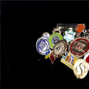 中萃黃(huáng)金(jīn) 金(jīn)屬徽章(zhāng)定制(zhì)